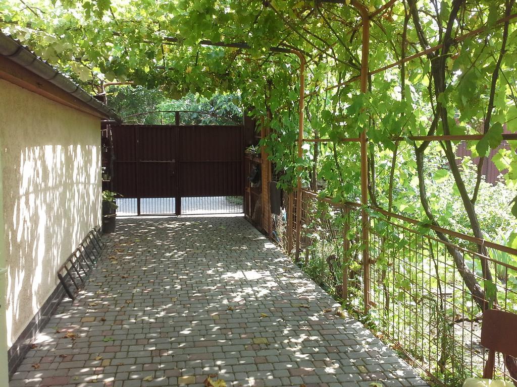 Dvorik Na Bolshom Fontane Apartment Odessa Luaran gambar